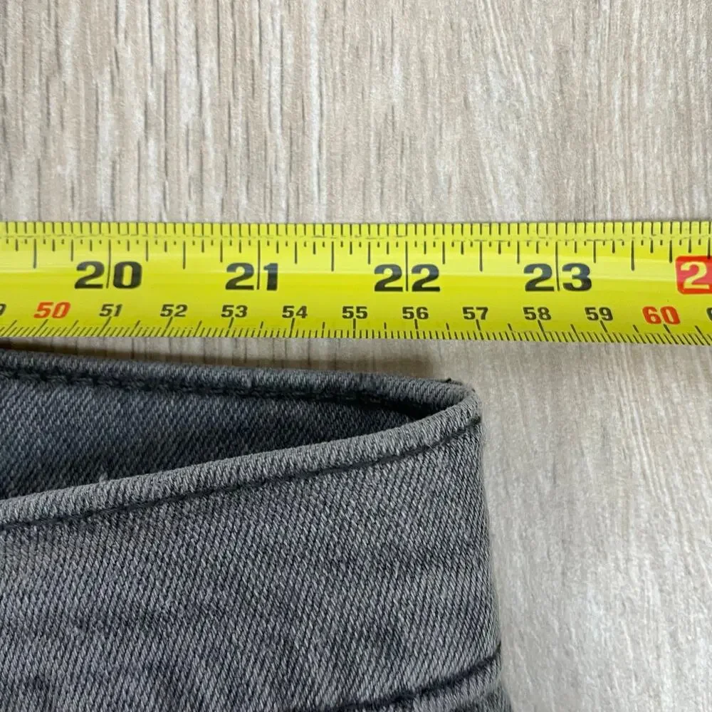 Levi's 501 Original Fit Jeans Mens 40x30 Button Fly Light Wash Denim Classic